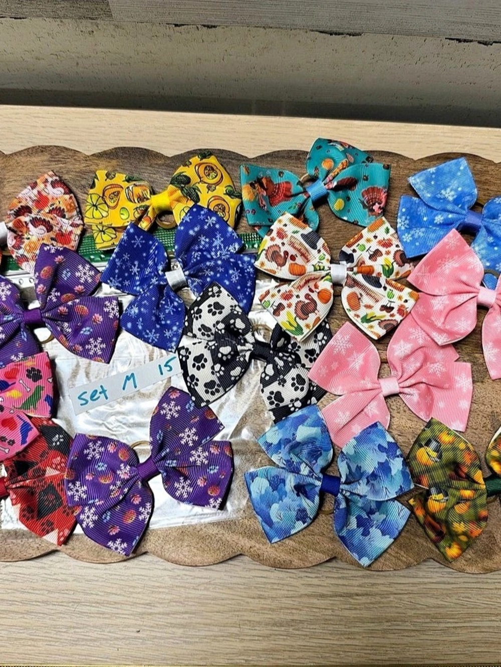 Dogs Assorted Floral Hair Bows Set of 15 Set M